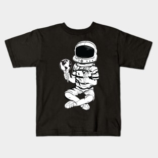 Astronaut With Two Ice Creams Kids T-Shirt